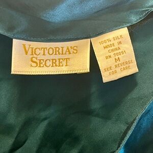 Vintage Victoria’s Secret Spaghetti Strap Cami & Matching Sleep Shorts 100% Silk